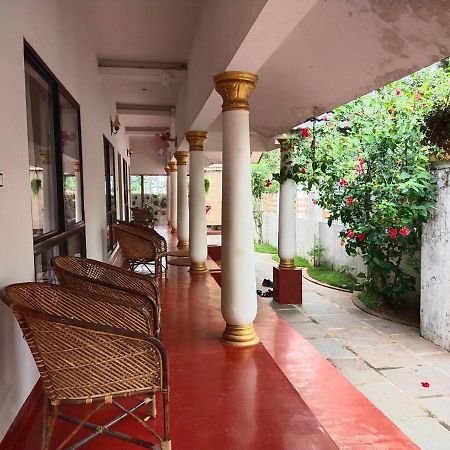 Marari Beach Clleetus Homestay Mararikulam Exterior foto