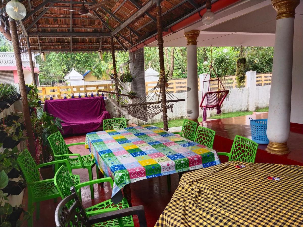 Marari Beach Clleetus Homestay Mararikulam Exterior foto
