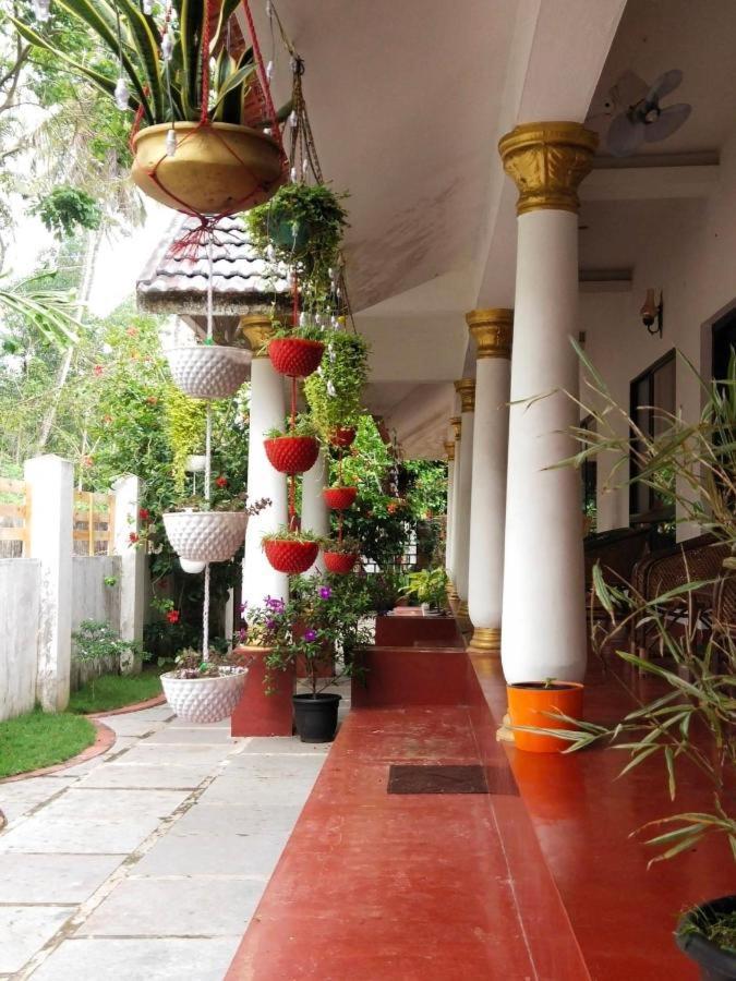 Marari Beach Clleetus Homestay Mararikulam Exterior foto